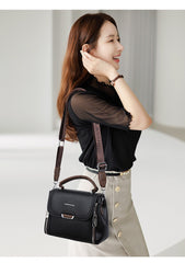 Fashionable Leather Handbag with Modern Design – Elevate Your Look 555-2