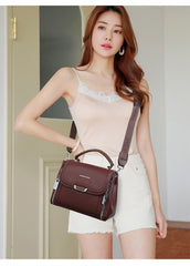 Fashionable Leather Handbag with Modern Design – Elevate Your Look 555-2