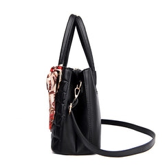 Black Handbag For Girls 9870