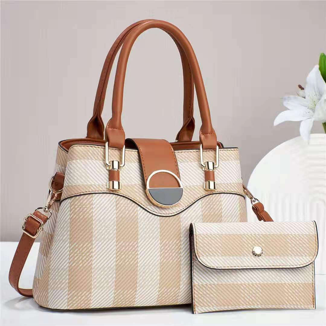 Astore Purses | Astore Purses sale | Astore pakistan | Astore online
