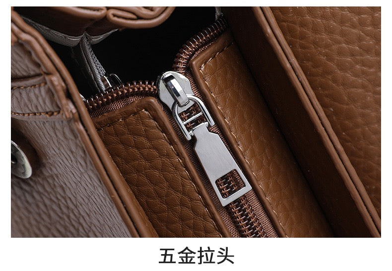 Fashionable Leather Handbag with Modern Design – Elevate Your Look 555-2