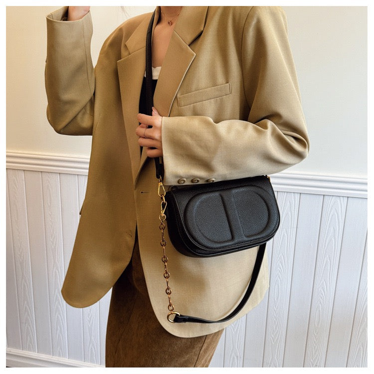 Chic Gold Chain Crossbody Bag 1091