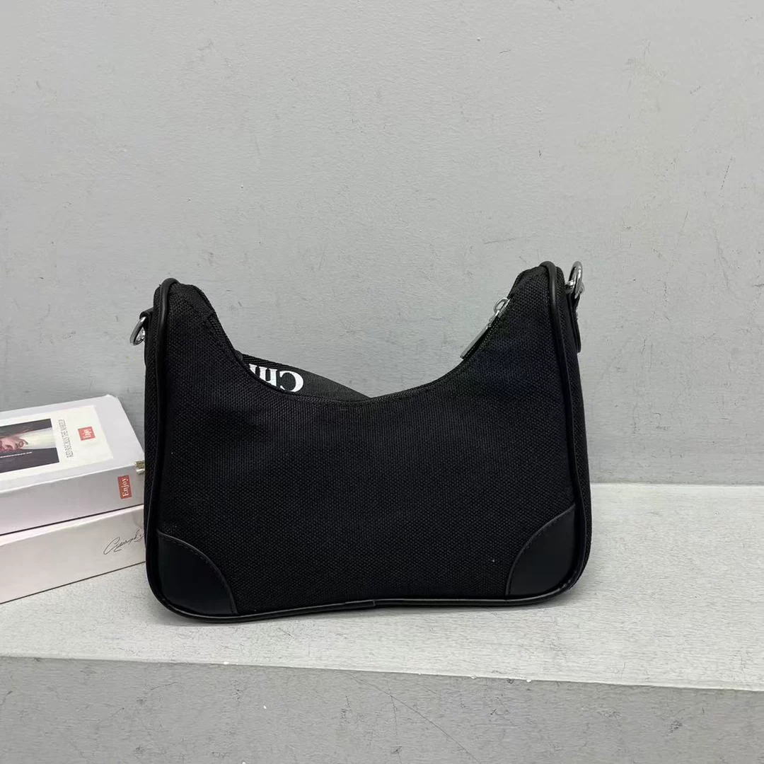 Chloe Stylish Crossbody Bag with Pouch 2718