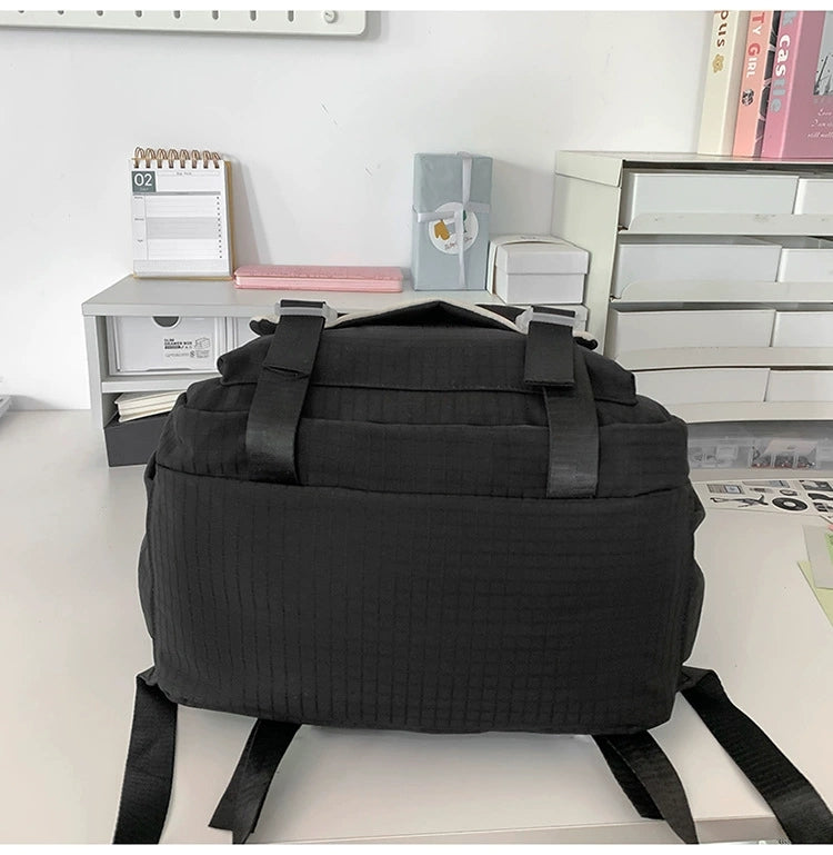 New Style Middle School Student Schoolbag for Reducing the Weight ZK421